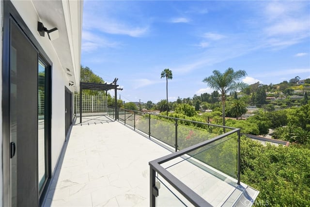 6002 Graciosa, Los Angeles, CA 90068 — photo 24 of 51