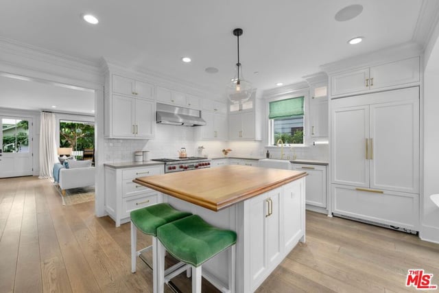 821 Amoroso Place, Venice, CA 90291 — photo 16 of 57