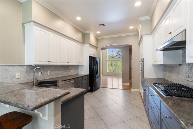 251 S Skyline, Thousand Oaks, CA 91361 — photo 19 of 45