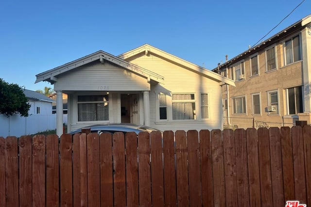 1028 Broad Avenue, Los Angeles, CA 90744 — photo 2 of 35