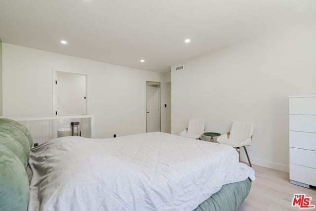 9659 Via Torino 149, Burbank, CA 91504 — photo 14 of 25