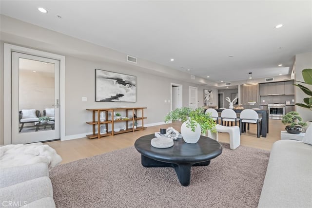39 S Los Robles Avenue 6020, Pasadena, CA 91101 — photo 21 of 36