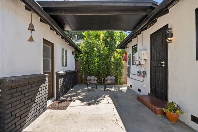 3707 Valleybrink 3707-3709, Los Angeles, CA 90039 — photo 39 of 44