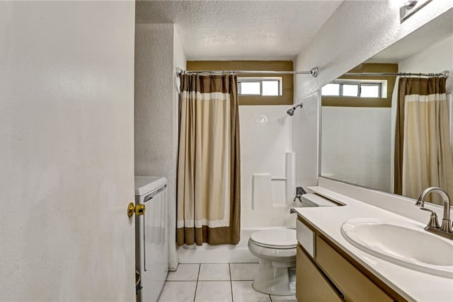 623 W Indigo Street, Compton, CA 90220 — photo 15 of 42