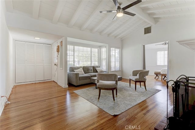 6331 Murietta Avenue, Van Nuys, CA 91401 — photo 7 of 48
