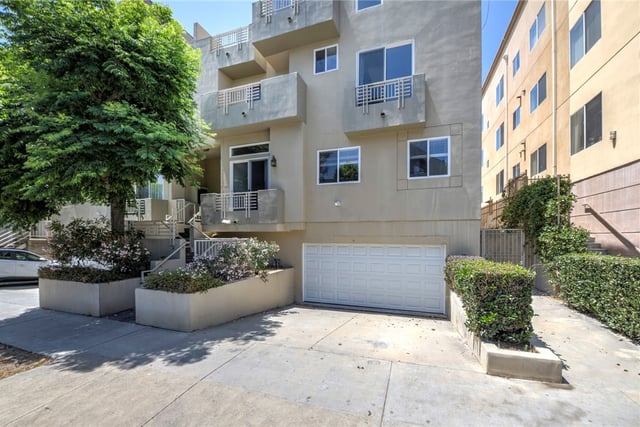 2125 S Bentley Ave 101, Los Angeles, CA 90025 — photo 2 of 34