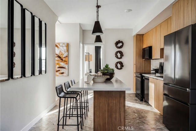 12721 Sky Place 8, Hawthorne, CA 90250 — photo 5 of 9