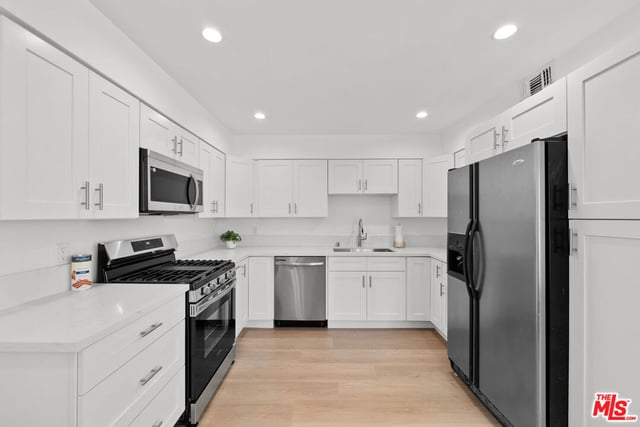 1215 Brockton Avenue 206, Los Angeles, CA 90025 — photo 6 of 25