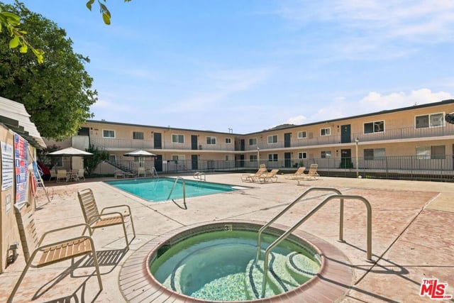 2940 N Verdugo Road 213, Glendale, CA 91208 — photo 16 of 22
