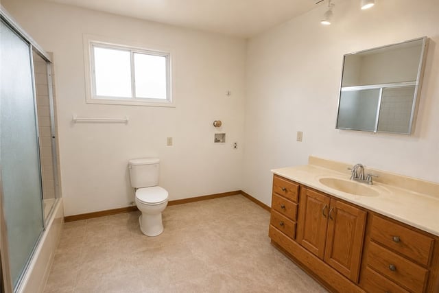 331 N Reese, Burbank, CA 91506 — photo 10 of 18