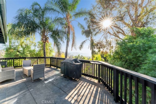10945 Mountair, Los Angeles, CA 91042 — photo 4 of 32