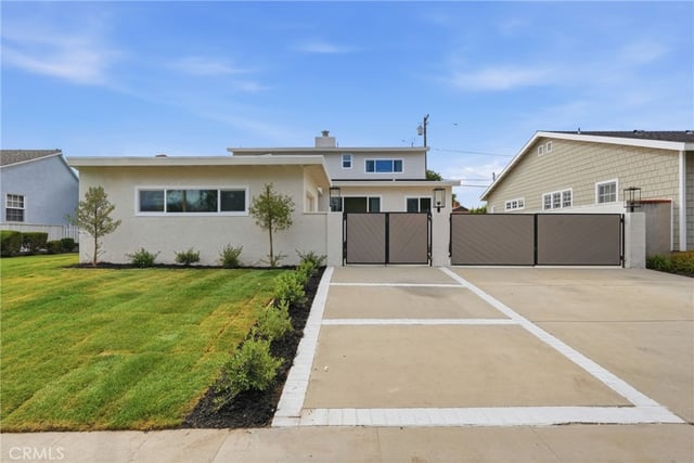 3675 Palo Verde, Long Beach, CA 90808 — photo 3 of 41