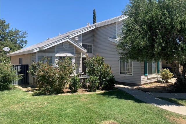 3517 Apollo, Palmdale, CA 93550 — photo 5 of 38