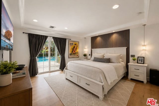 6159 Debs Avenue, Woodland Hills, CA 91367 — photo 5 of 16