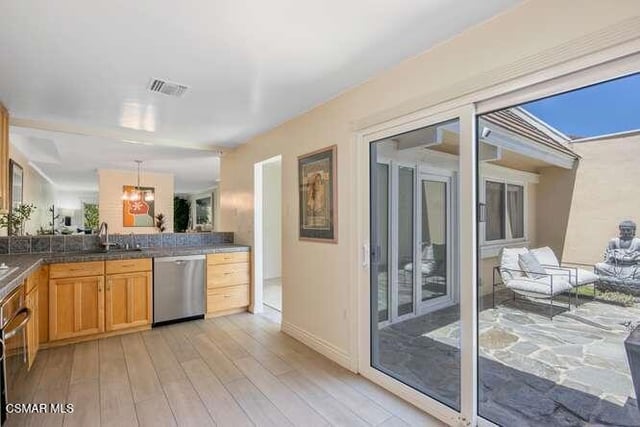 32040 Waterside Lane, Westlake Village, CA 91361 — photo 16 of 37