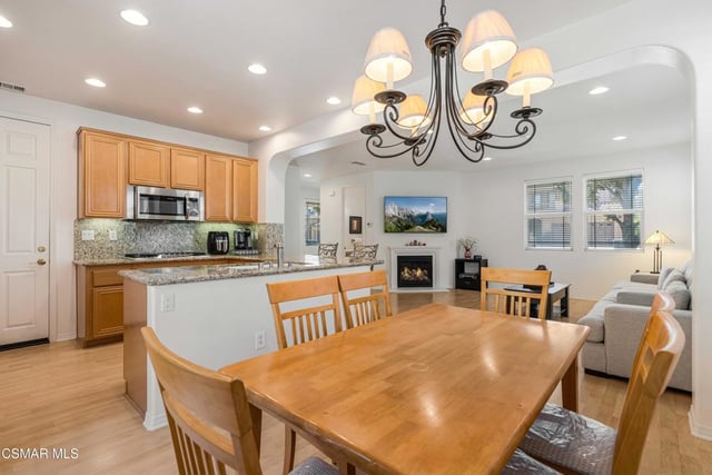 340 Town Forest Court, Camarillo, CA 93012 — photo 11 of 38
