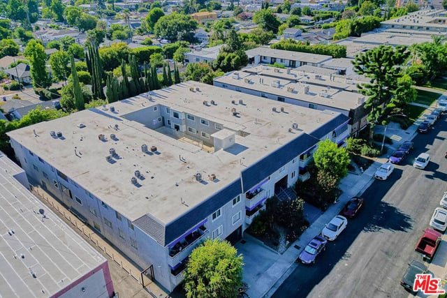 5437 Corteen Place 212, Los Angeles, CA 91607 — photo 35 of 38
