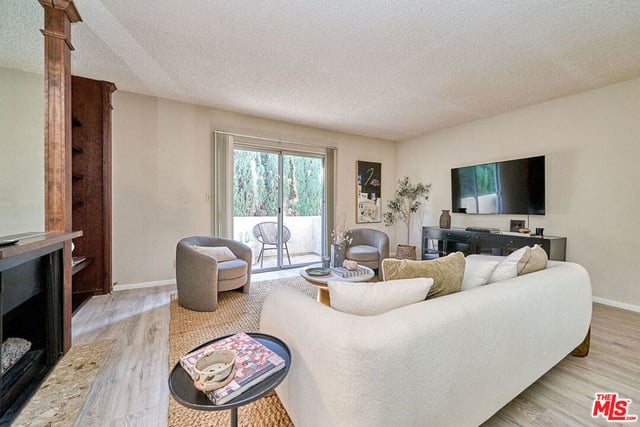 5437 Corteen Place 212, Los Angeles, CA 91607 — photo 8 of 38