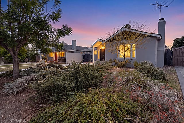 6127 Denny, North Hollywood, CA 91606 — photo 42 of 61