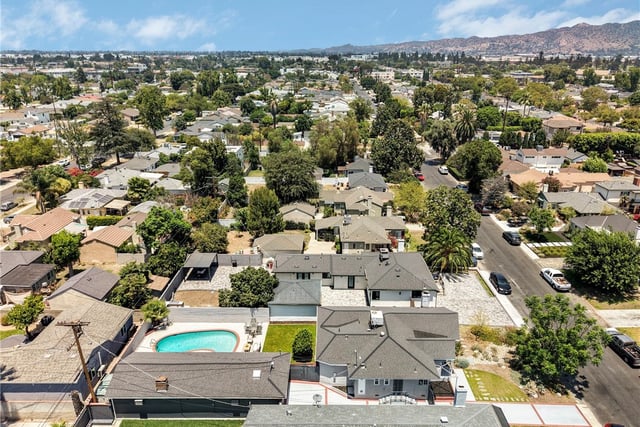 6127 Denny, North Hollywood, CA 91606 — photo 49 of 61