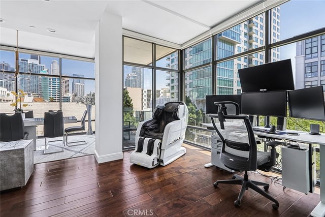1111 S Grand Avenue 511, Los Angeles, CA 90015 — photo 12 of 46