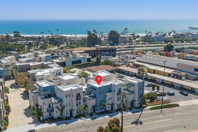 1230 E Thompson Boulevard 103, Ventura, CA 93001 — photo 17 of 56