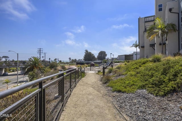 1230 E Thompson Boulevard 103, Ventura, CA 93001 — photo 42 of 56