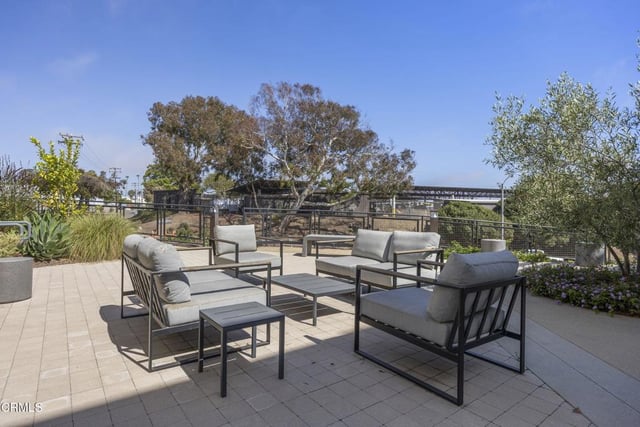 1230 E Thompson Boulevard 103, Ventura, CA 93001 — photo 44 of 56