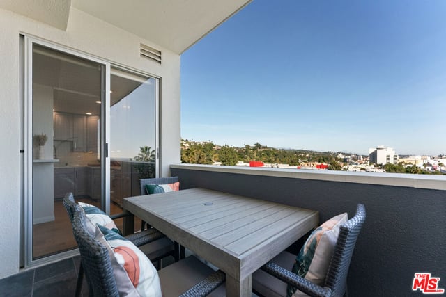 7250 Franklin Avenue 615, Los Angeles, CA 90046 — photo 20 of 42