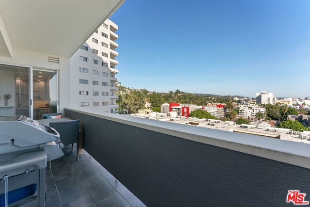 7250 Franklin Avenue 615, Los Angeles, CA 90046 — photo 21 of 42
