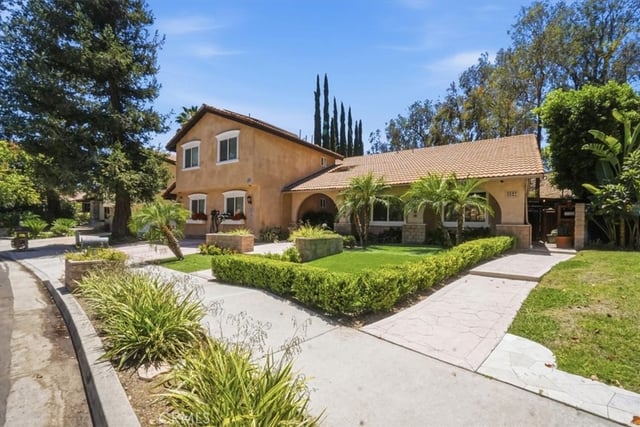 5047 Orrville Avenue, Woodland Hills, CA 91367 — photo 2 of 73