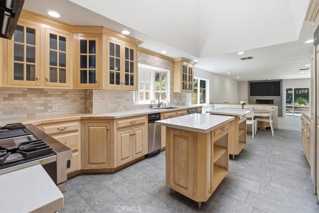 5047 Orrville Avenue, Woodland Hills, CA 91367 — photo 23 of 73