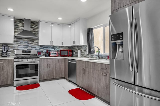 16539 Vine Terrace, Van Nuys, CA 91406 — photo 14 of 29