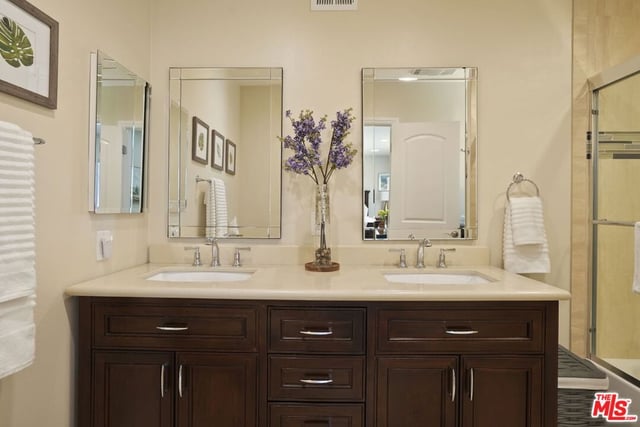 10501 Forbes Avenue, Granada Hills, CA 91344 — photo 16 of 31