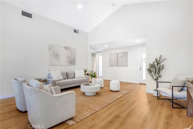 5759 Jamieson Avenue, Encino, CA 91316 — photo 11 of 27