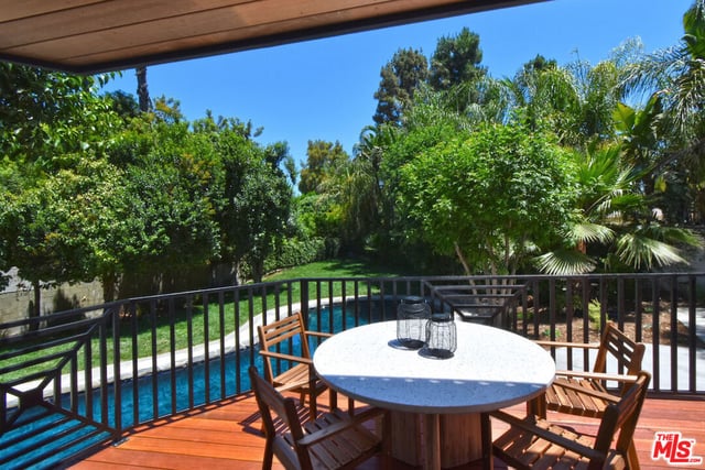 19061 Wells Drive, Los Angeles, CA 91356 — photo 22 of 59
