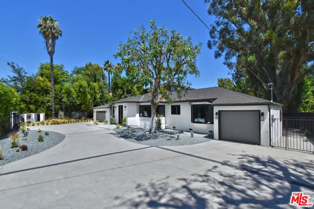 19061 Wells Drive, Los Angeles, CA 91356 — photo 3 of 59