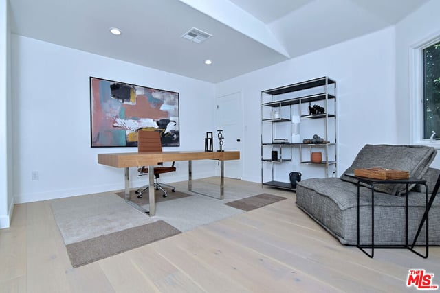 19061 Wells Drive, Los Angeles, CA 91356 — photo 45 of 59