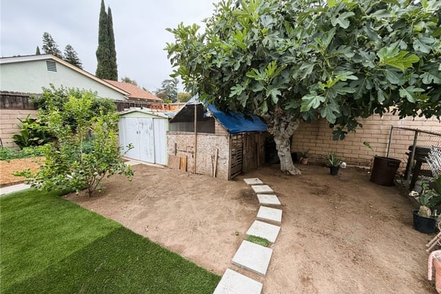 15035 Gilmore Street, Van Nuys, CA 91411 — photo 12 of 12