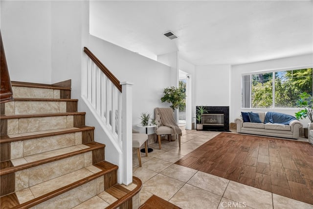 27630 Iris, Castaic, CA 91384 — photo 11 of 25