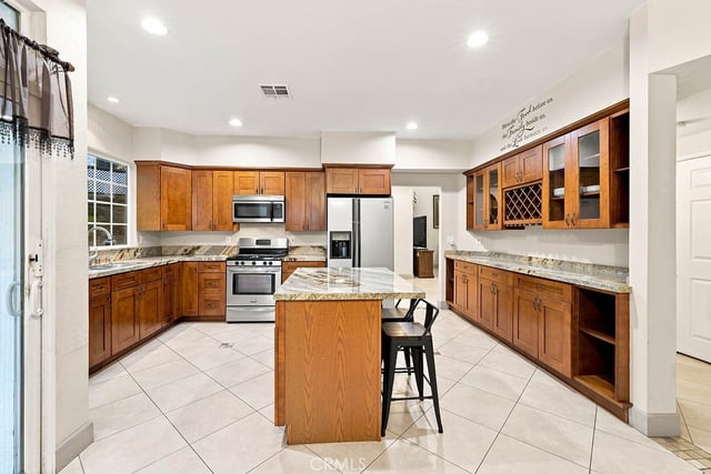38833 Fruitridge Court, Palmdale, CA 93551 — photo 11 of 44
