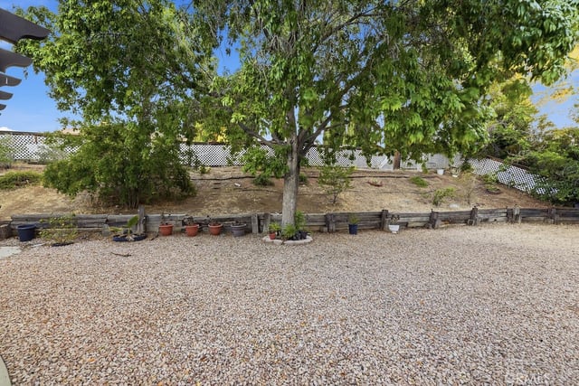 38833 Fruitridge Court, Palmdale, CA 93551 — photo 38 of 44