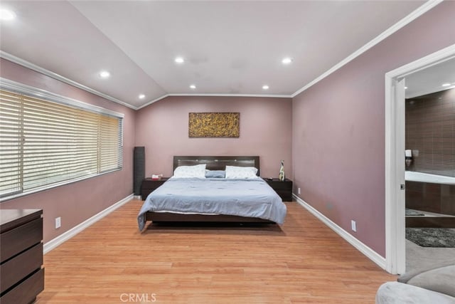 7764 Via Capri, Burbank, CA 91504 — photo 37 of 60