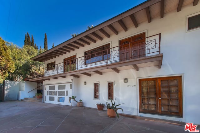 2430 Coldwater Canyon Drive, Beverly Hills, CA 90210 — photo 4 of 26