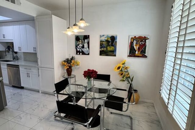 1002 S Burnside Avenue 204, Los Angeles, CA 90019 — photo 16 of 53