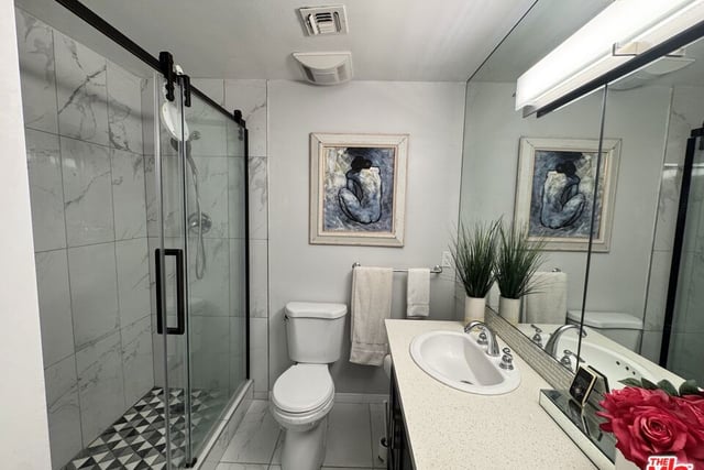 1002 S Burnside Avenue 204, Los Angeles, CA 90019 — photo 37 of 53