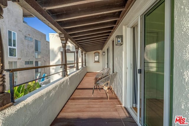 1915 Ocean Front Walk, Venice, CA 90291 — photo 38 of 48