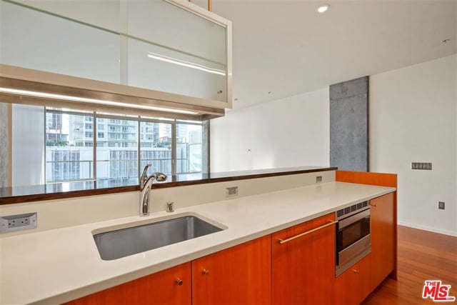 1155 S Grand Avenue 516, Los Angeles, CA 90015 — photo 13 of 31