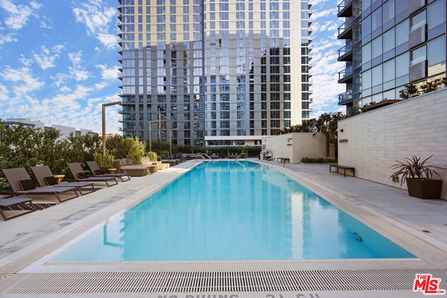 1155 S Grand Avenue 516, Los Angeles, CA 90015 — photo 17 of 31