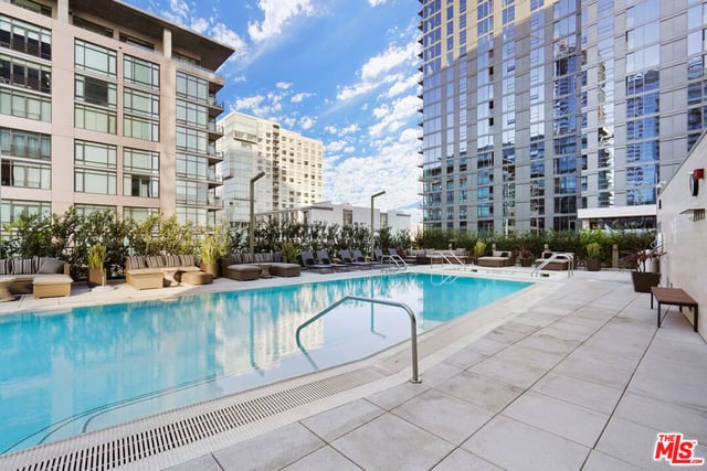 1155 S Grand Avenue 516, Los Angeles, CA 90015 — photo 18 of 31